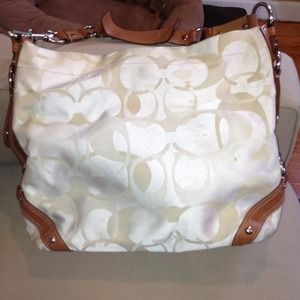 Authentic Coach shoulder bag