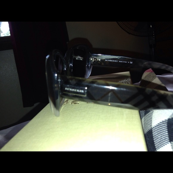 Burberry authentic sunglasses