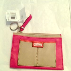 Coach🎉 REDUCED🎉 woman's wallet/ change purse