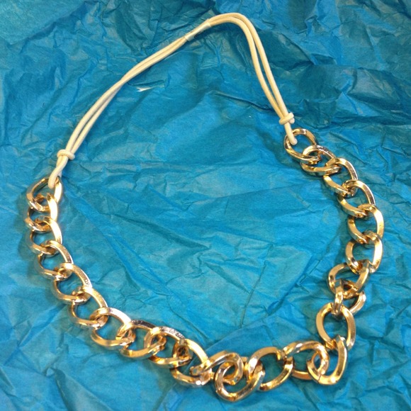 ***Bundled**** Gold colored headband! - Picture 1 of 2
