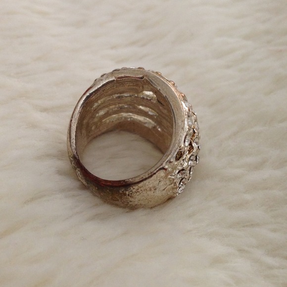 ❌SOLD❌5 layered crystal ring - Picture 3 of 4