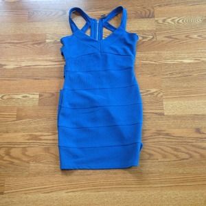 Cut-out back tube dress in a gorgeous blue