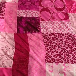 Coach Scarf - Shades of Pink