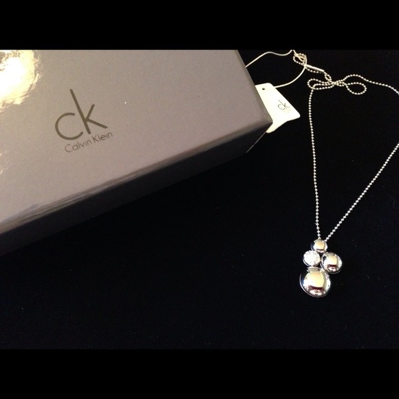 Calvin Klein Liquid women's necklace
