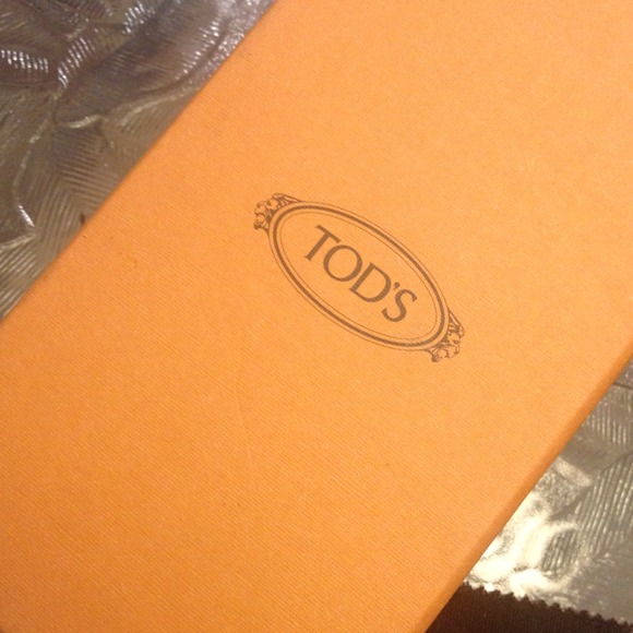 👣Tods👣Key Ring - Picture 3 of 3