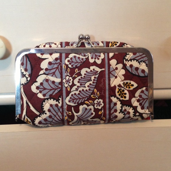 🚫SOLD 🚫 Vera Bradley Travel Makeup Pouch