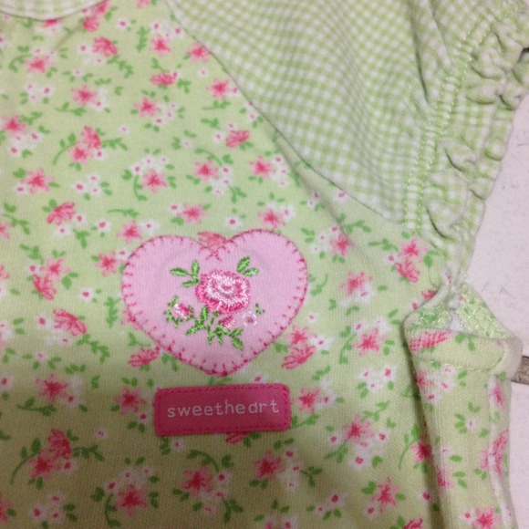 Onesie bundle - Picture 4 of 4
