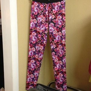 flowery leggings