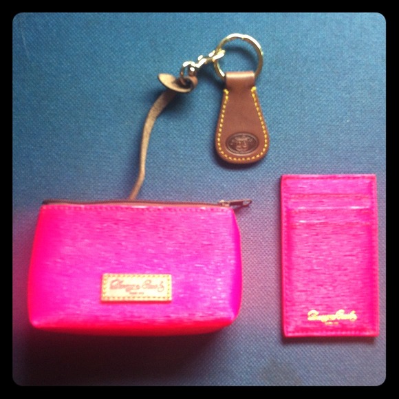 Just reduced NWOT Authentic dooney coin purse