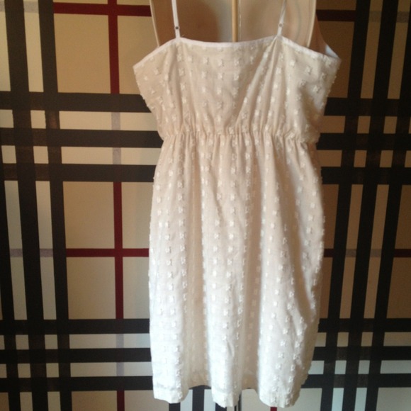 SOLD.  White tea stained dress. So cute.  Sz M - Picture 4 of 4