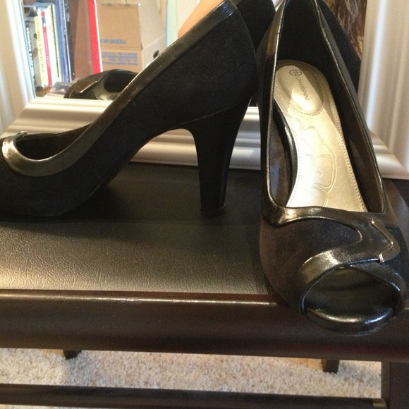 Gianni Bernini peep toe heels, leather