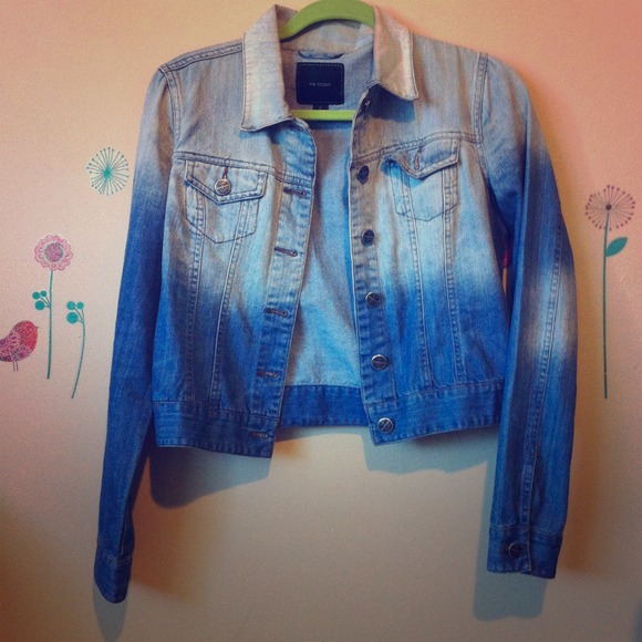 Never worn denim jacket!!