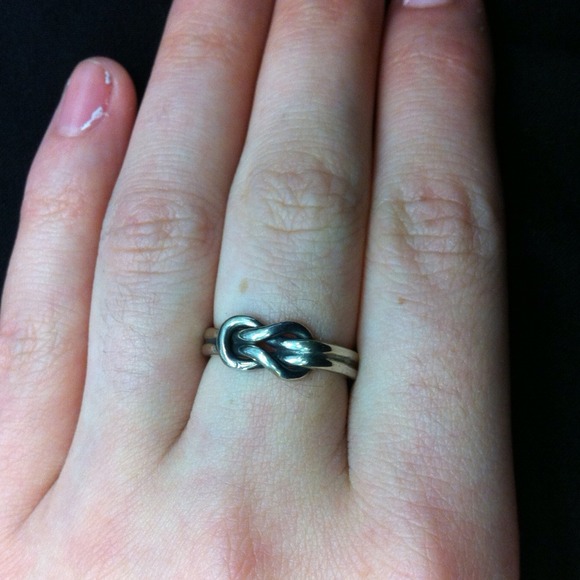 ❌🚫sold🚫❌James Avery lovers knot ring - Picture 2 of 3