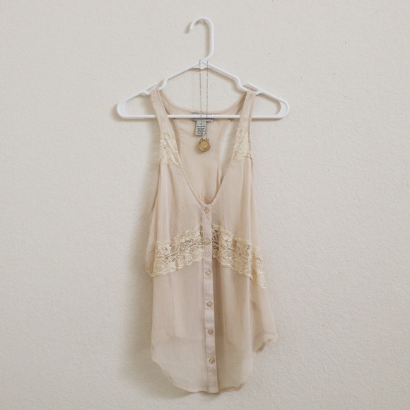 Sweet Lace Top