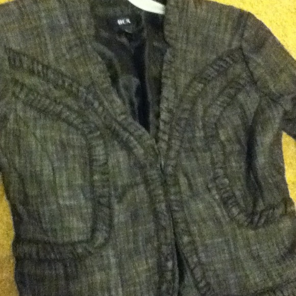Blazer - Picture 2 of 3