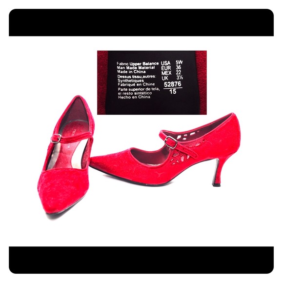 Womens Predictions Shoes