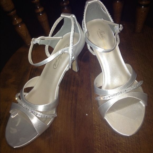 Michaelangelo white satin with crystal trim