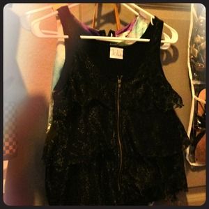 Lola black and gold zip up top