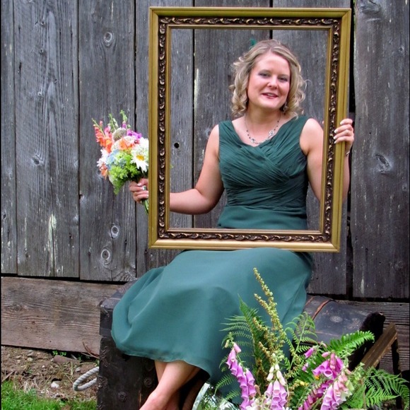 Green Chiffon Lace-up Bride's Maid Dress - Picture 2 of 4