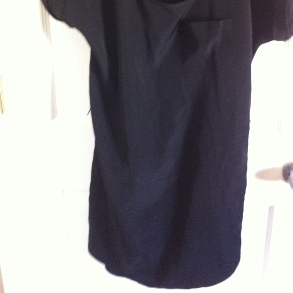 Black t-shirt dress. - Picture 2 of 2