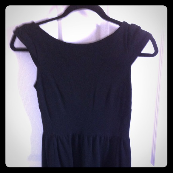 Basic black cotton cap sleeve dress