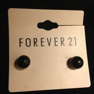 Black dot earrings ⚫