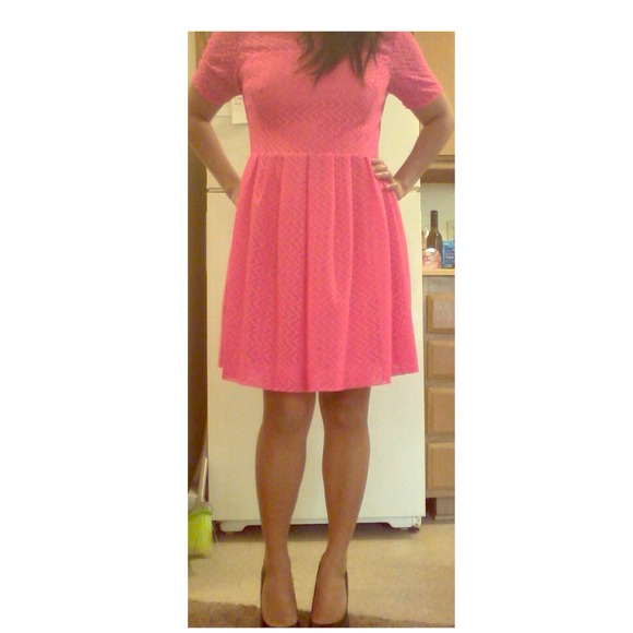 Alex Marie Hot pink dress