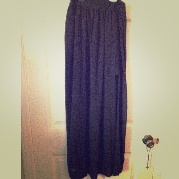 Long black skirt