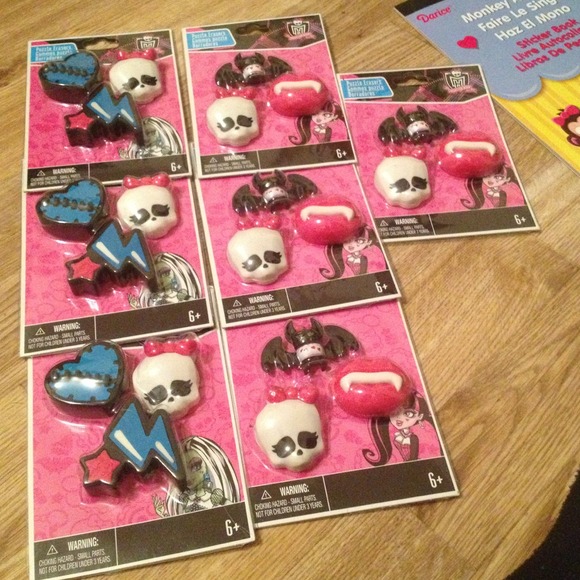 Monsters high  puzzle erasers