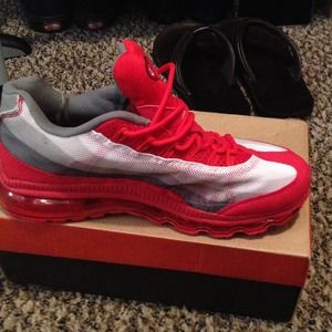 Women Nike air max brand new never worn