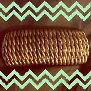 Chunky gold tone bracelet