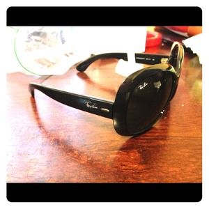 New authentic Ray-Bans