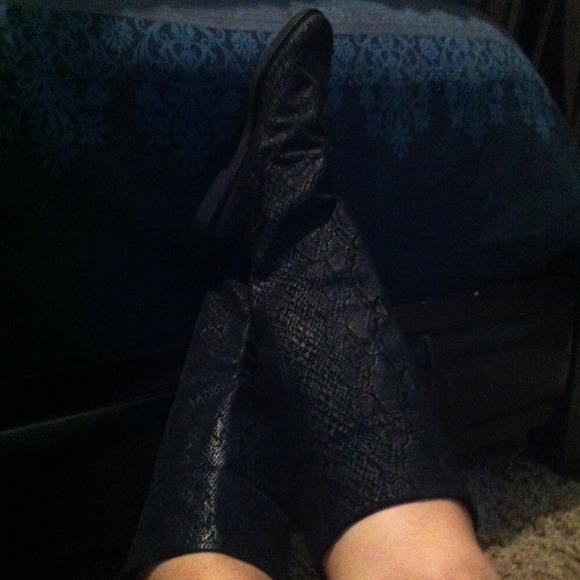 Vintage black boots