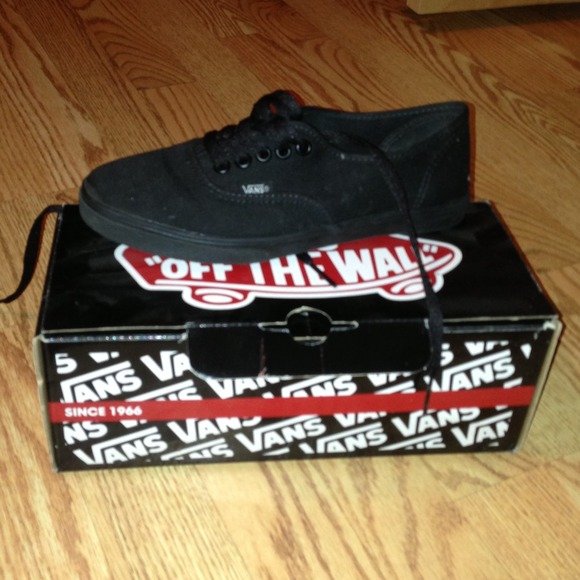 Vans never worn size 6 women's
