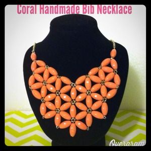 Handmade Bib Necklace Flower Pattern