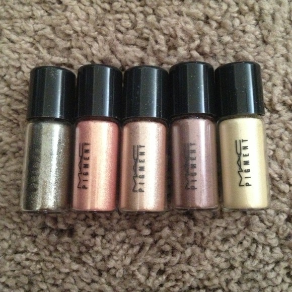 5 Warm Pigments/Glitter MAC Eyeshadows