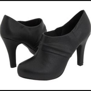 🔻REDUCED🔻Madden Girl RAZCAL Booties