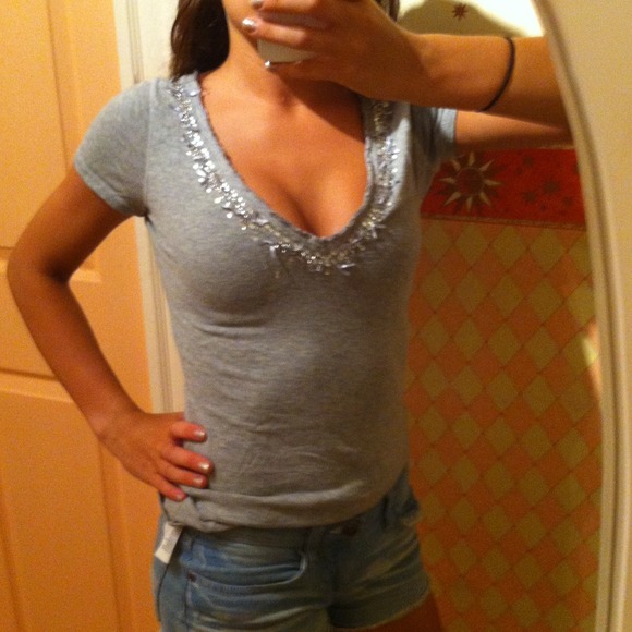Abercrombie & Fitch beaded grey tee