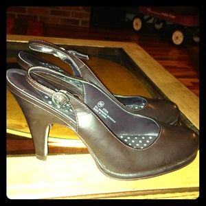Very Cute Brown Slingback Heels