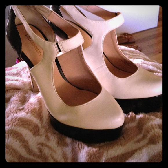 5 inch Black and White heels from Nordstrom