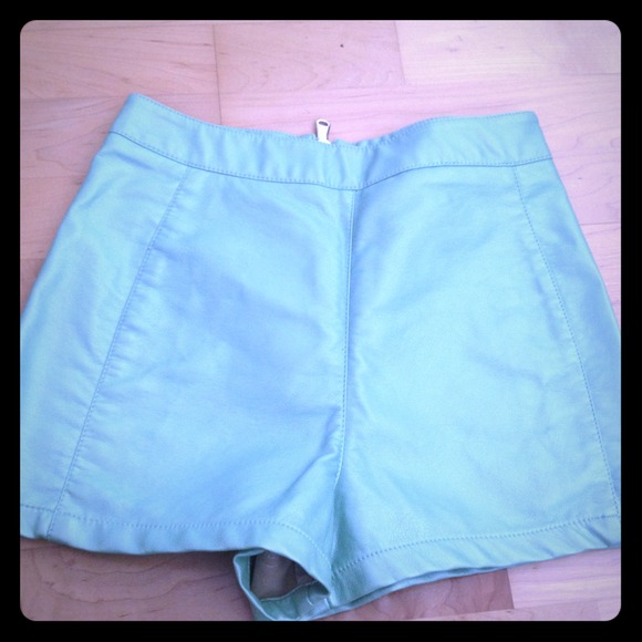 High waisted fake leather shorts