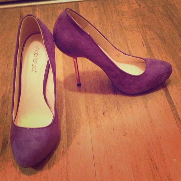 🎈🎈⭐️ HOST PICK 🌟🎈🎈Stylish Purple Pumps