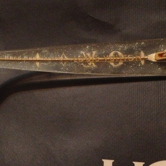 LV Obsession Carre Sunglasses - Picture 3 of 4