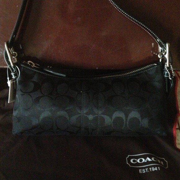 Coach Signature E/W Demi