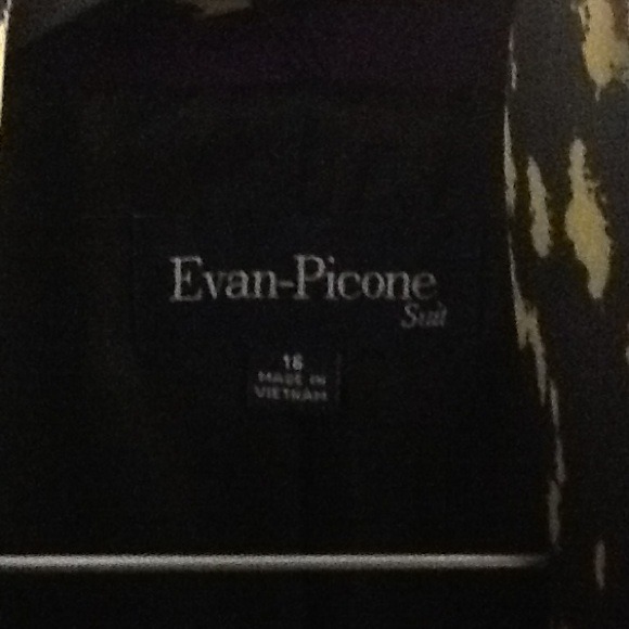 Evan Picone size 16 M Pant suit.