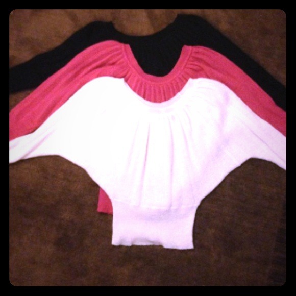 🚫BundledVictoria's Secret Moda off shoulder crop
