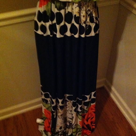 Sold! Sold! Sold! - Picture 3 of 4