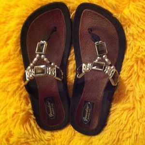 Flip flops with jewels
