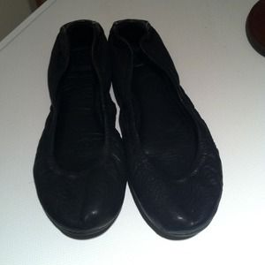 Pre-loved Tory Burch Black Flats