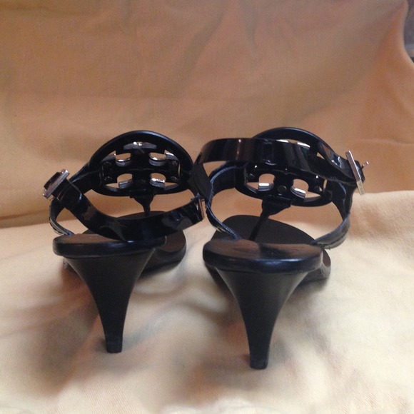 Sandals - Picture 3 of 4